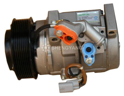   Land Cruiser/Hiace 3.0 D-4D/ Hiace/ Hilux 2.5 D-4D auto ac compressor 